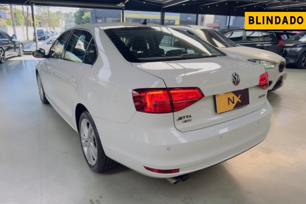VOLKSWAGEN Jetta 2.0 TSI HIGHLINE 211CV GASOLINA 4P TIPTRONIC 2015/2016